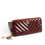 샤넬신상 페이던트 장지갑 레드