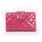 샤넬 중지갑 페이던트 신상 핑크