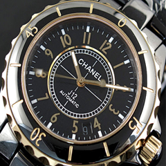 샤넬 J12 세라믹 라이트 버젼 오토메틱(블랙&골드)