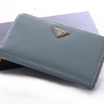 프라다 1M0506 페이던트 블루