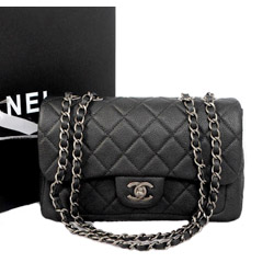 샤넬 클래식 캐비어 플랩백