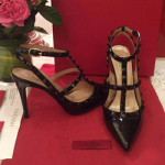 발렌티노 락 스터드 힐