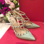 발렌티노 락 스터드 힐