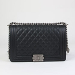 샤넬 캐비어 보이백 블랙/은장 28CM