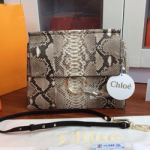 끌로에 faye 플랩백 뱀피무늬 라지