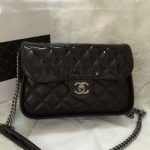 샤넬 16년 페이던트 플랩백