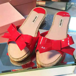 미우미우 플라워 샌들 레드