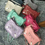 발렌시아가 크로스백