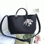 크리스찬디올 신상백