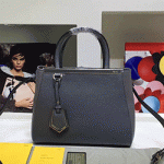 쁘띠 투쥬르 루이4989