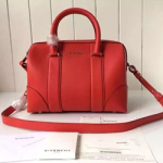 지방시 Micro Lucrezia 신상 가방 레드