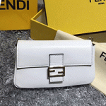 펜디 마이크로 바게뜨 숄더백