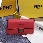 펜디 마이크로 바게뜨 숄더백