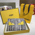 펜디 백벅스  스네이크스킨 클러치