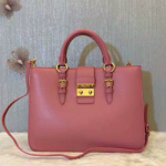 미우미우 숄더백