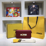 펜디 3바게트 미니 크로스백 720