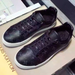 루이비통 남성 스니커즈