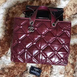 샤넬 16FW 클래식 체인 샤핑백