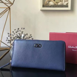 페레가모  장지갑