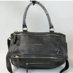 지방시 판도라백