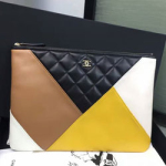 샤넬  보이 클러치백