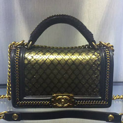 샤넬 17년 스네이크스킨 보이백