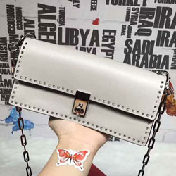 발렌티노 락스터드 클러치 가방