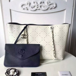 샤넬 캐비어 쇼퍼백