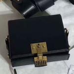 크리스찬 디올 신상백