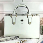 크리스찬 디올 신상백