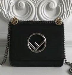 펜디 KANI BAG 19cm