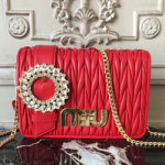 미우미우 가방 5BF068