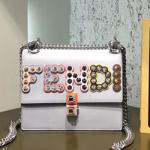 펜디 칸 아이 스몰 FD-58441