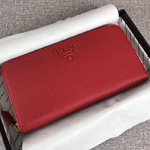 프라다 사피아노 가죽 레드 지퍼 지갑 1ML506
