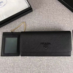 프라다 사피아노 가죽 핑크 플랩 지갑  1MH132-4