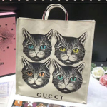 구찌 18년 캔버스 도빌백 