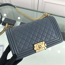 샤넬 보이백 캐비어 플랩백