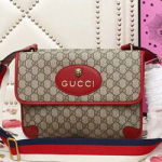 구찌 GG 수프림 메신저 백 495654