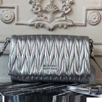 미우미우 가방 5BH080