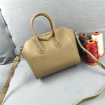 지방시 22CM  G-555566