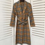 버버리 트렌치코트  B-89658