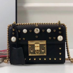 구찌 [패들락] 스터드 가죽 숄더백 432182