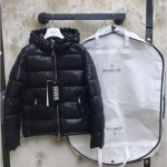 몽클레어  M-85557