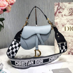 크리스찬디올 송아지 가죽 SADDLE 미니백 DR-190319