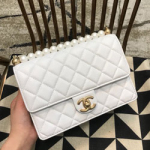 샤넬 플랩 백 AS0585