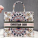크리스찬디올 멀티컬러 자수 장식 패브릭 백 