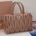 미우미우 토트&크로스백 5BB027