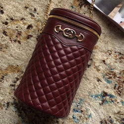 구찌 퀼트 가죽 벨트 백  572298