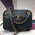 샤넬 코스메틱 케이스 190920