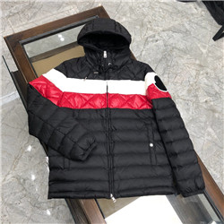 몽클레어  M-79678